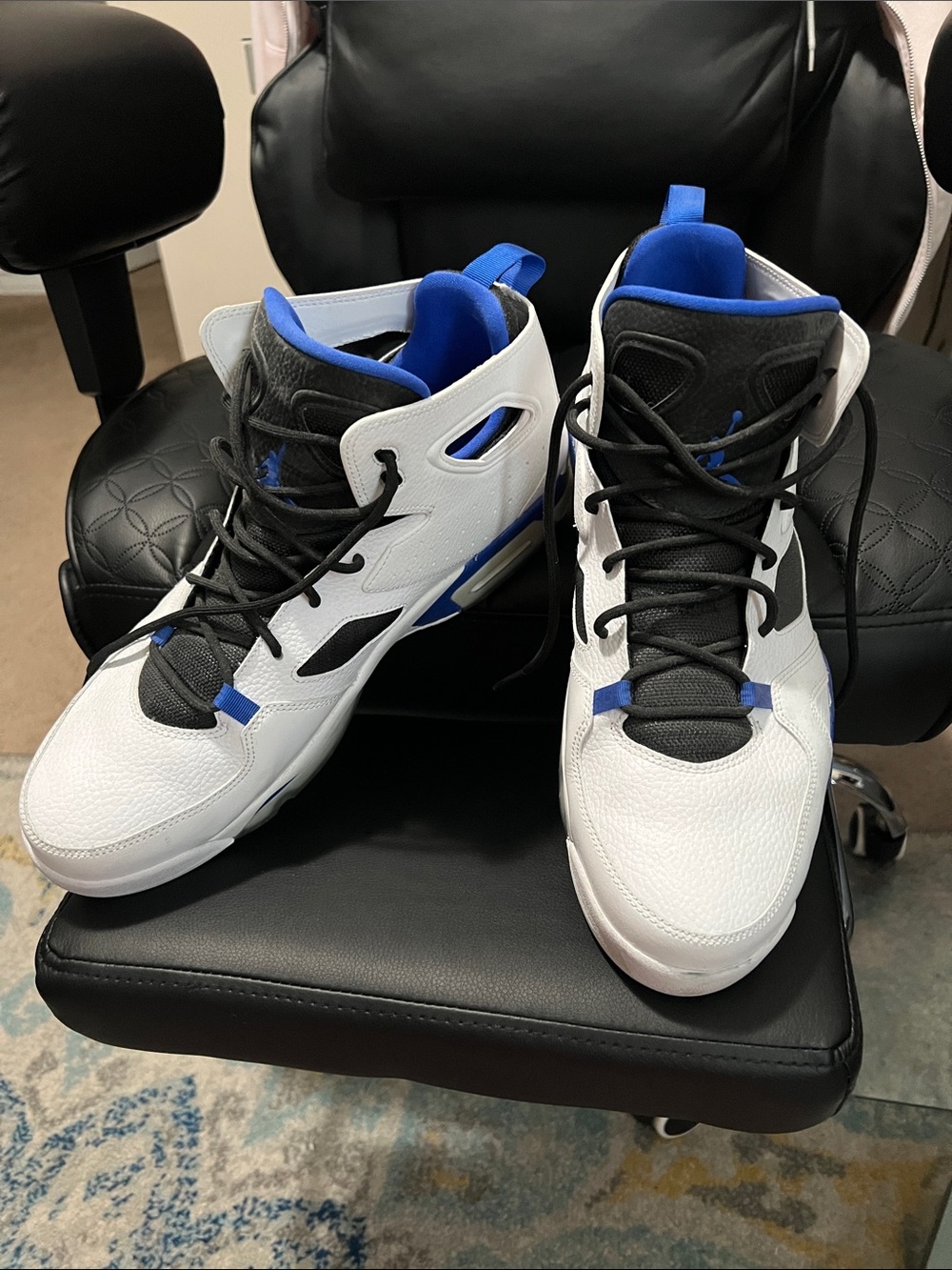 Nike Jordan Flight Club 91 'Hyper Royal' featuring a White/Hype
